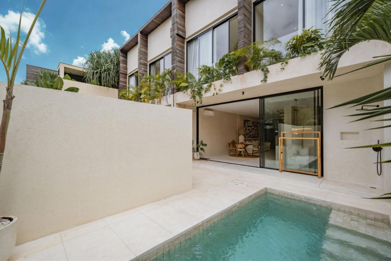 Villa Nazare Berawa - Bed and Breakfast Canggu