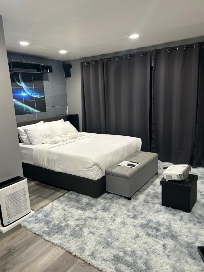Deluxe Suite with Sea View