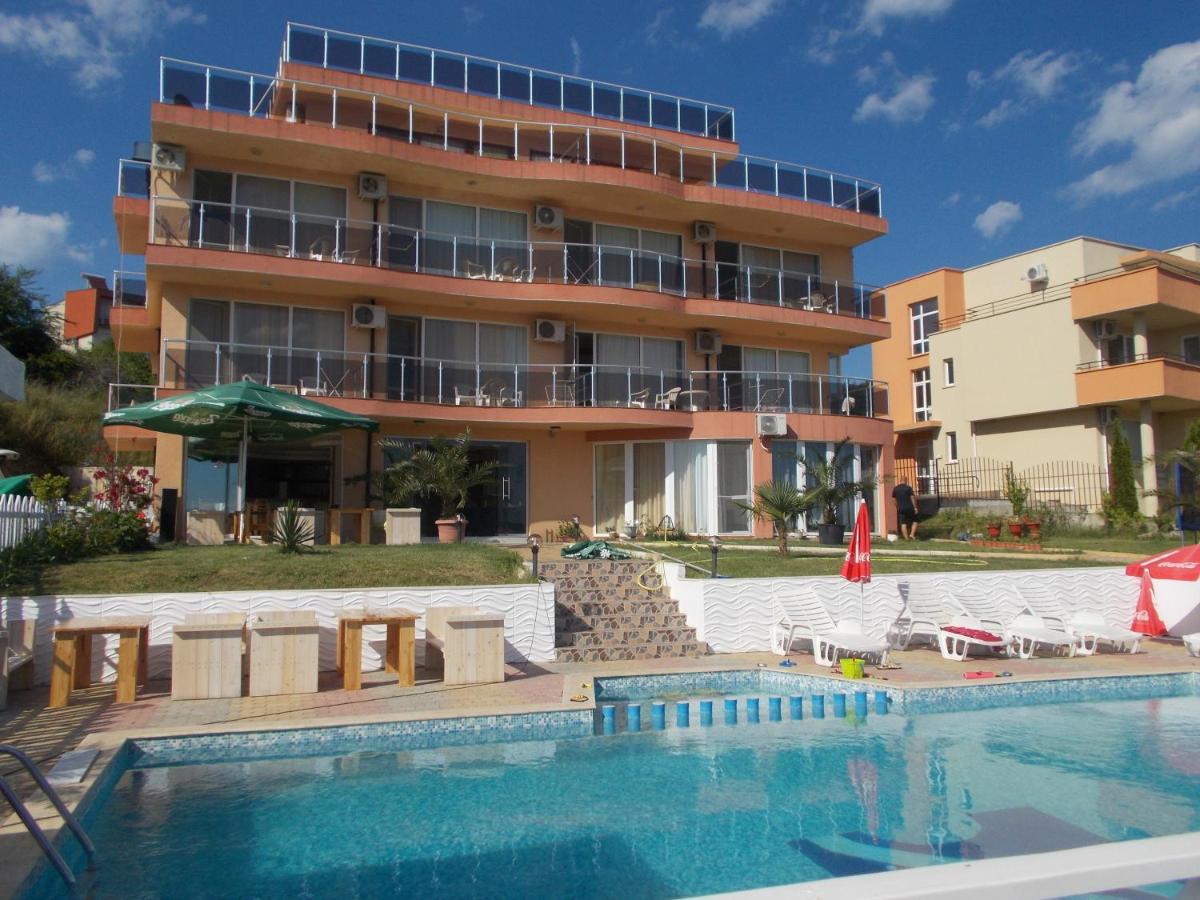 Safo Apartments and Rooms - Bed and Breakfast Sozopol