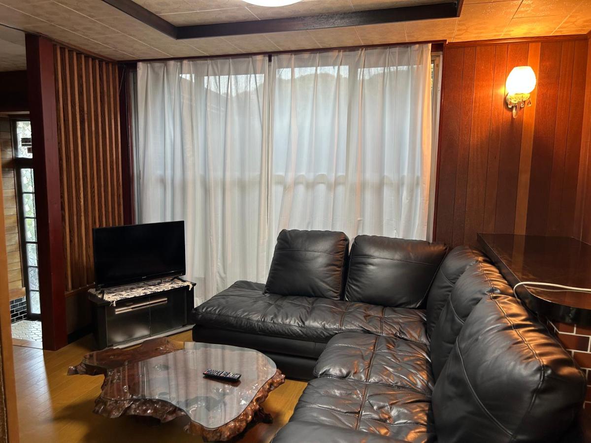 一棟貸し民泊宿松山荘 - Bed and Breakfast Iki