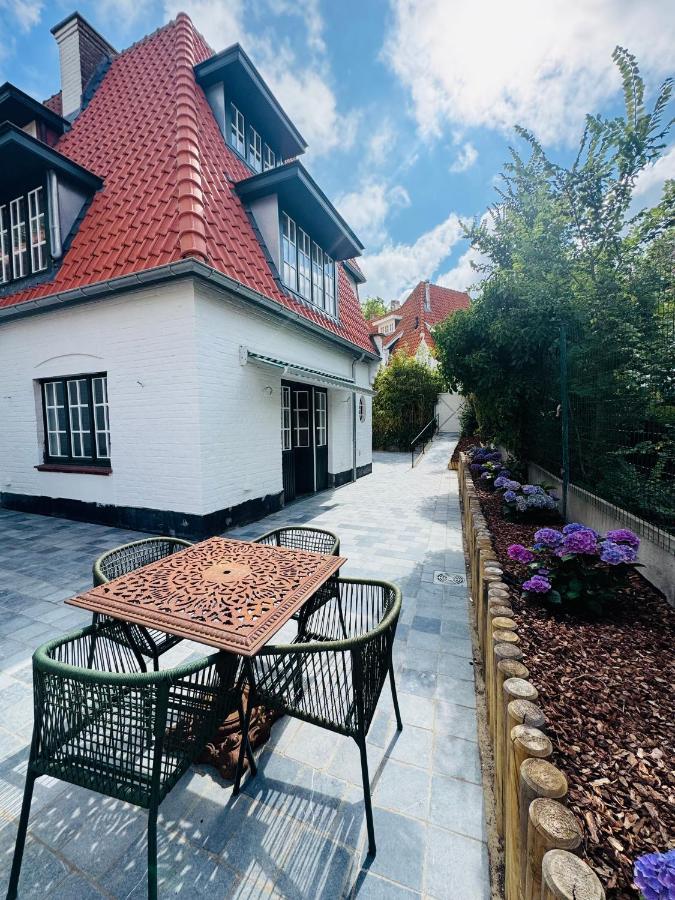 Charming holiday home with terras near the beach - Ferienwohnung De Haan