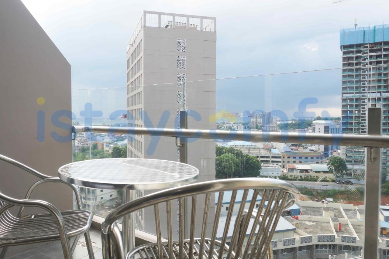 Studio Nagoya Thamrin City Fave Hotel A1202 City View - B&B Nagoya