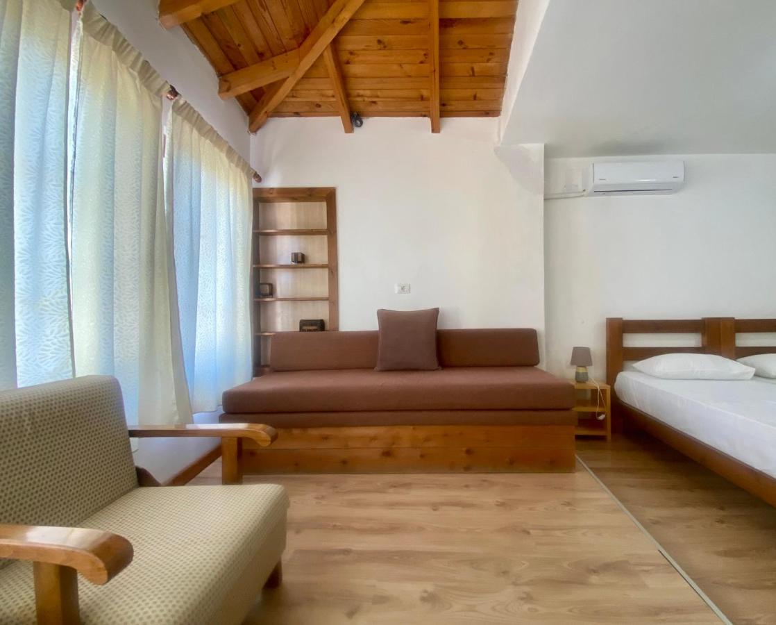 Deluxe Double or Twin Room with City View