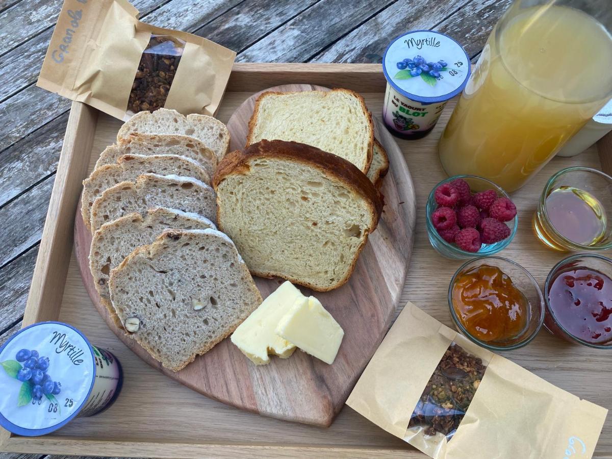 La Yourte contemporaine de M - Bed and Breakfast Saint-Pierre-Eynac