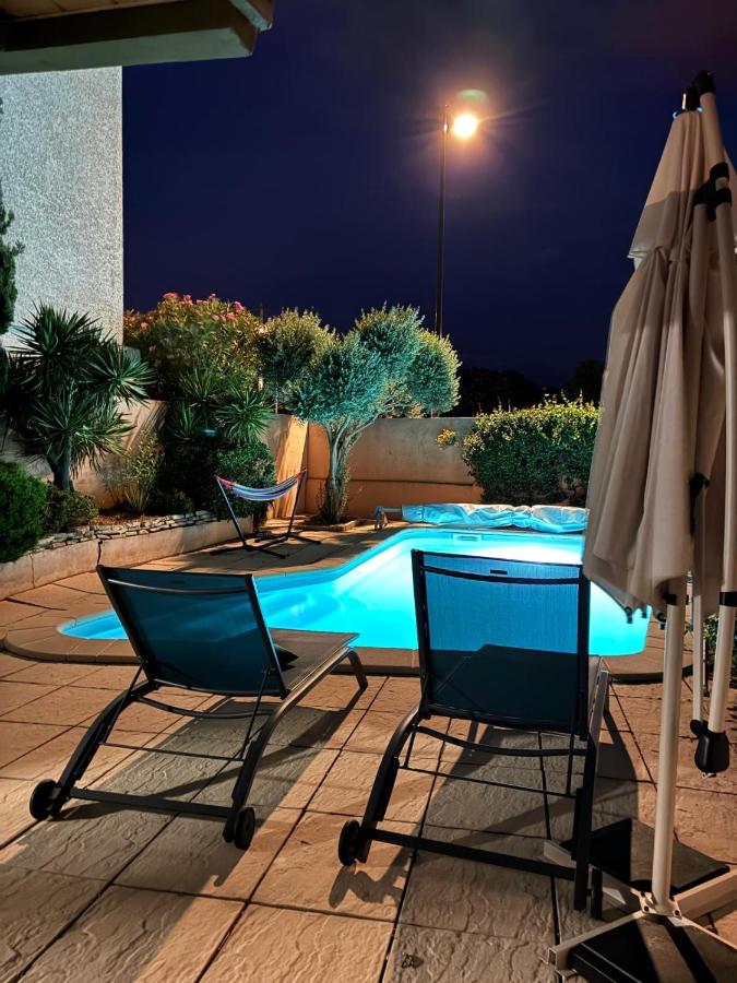 RIBA D'AUDE SPA privatif proximité aéroport et de la Cité médiévale - B&B