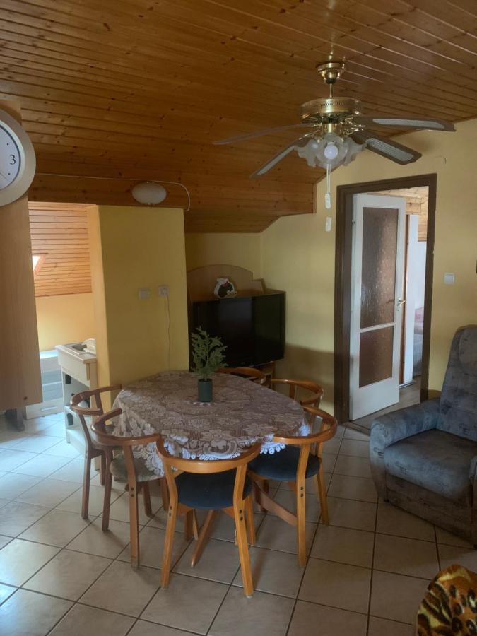 Appartamento con 3 Camere da Letto