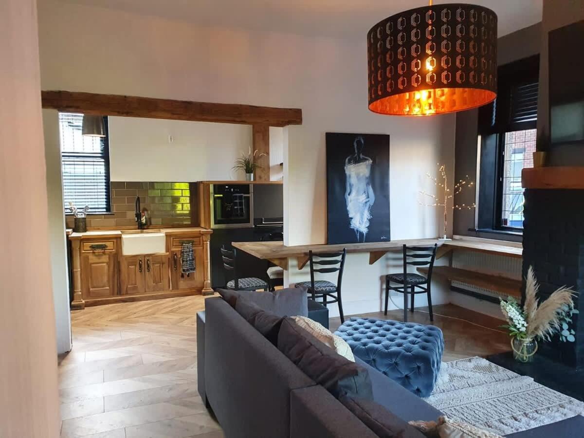 Stylish 2BR Stay with Hot Tub & Private Garden - B&B