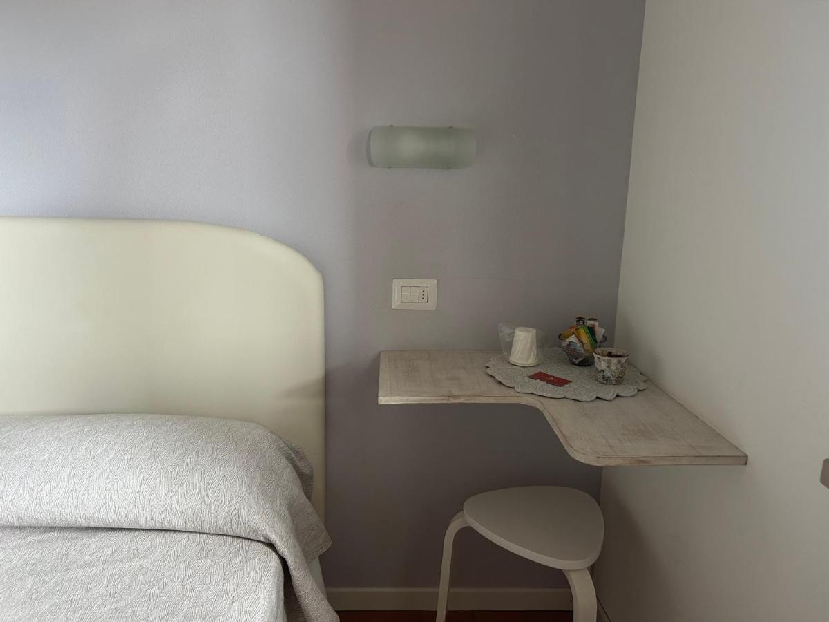 Camera Matrimoniale con Letto Supplementare