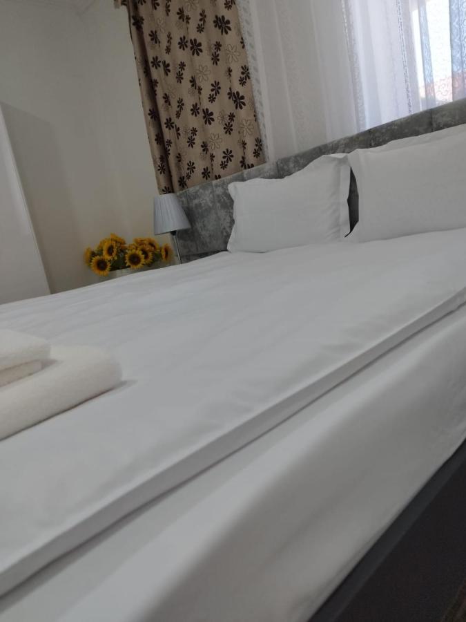 AME Home 2 - B&B