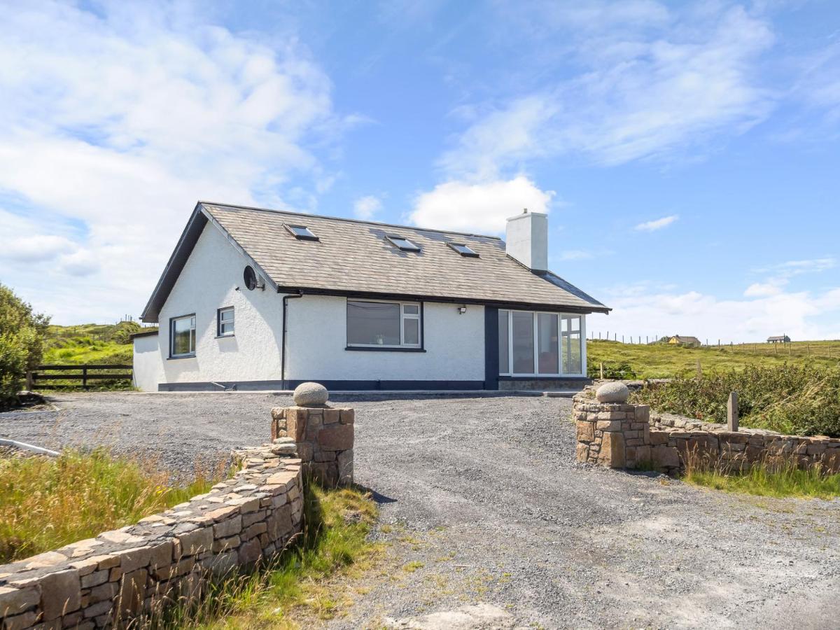 Hughs Cottage - B&B