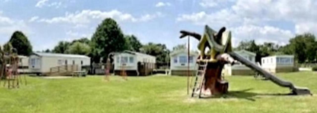 Comfort & Peace 5Berth Family Friendly Park - B&B St Austell