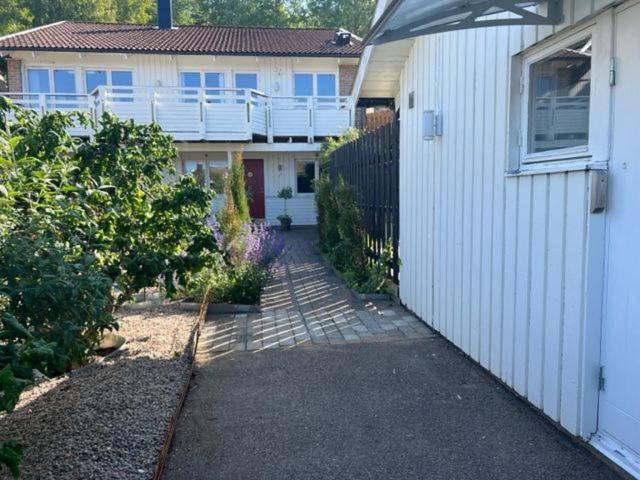 Fina rum i härlig Båstad villa aaa-läge - Bed and Breakfast Båstad