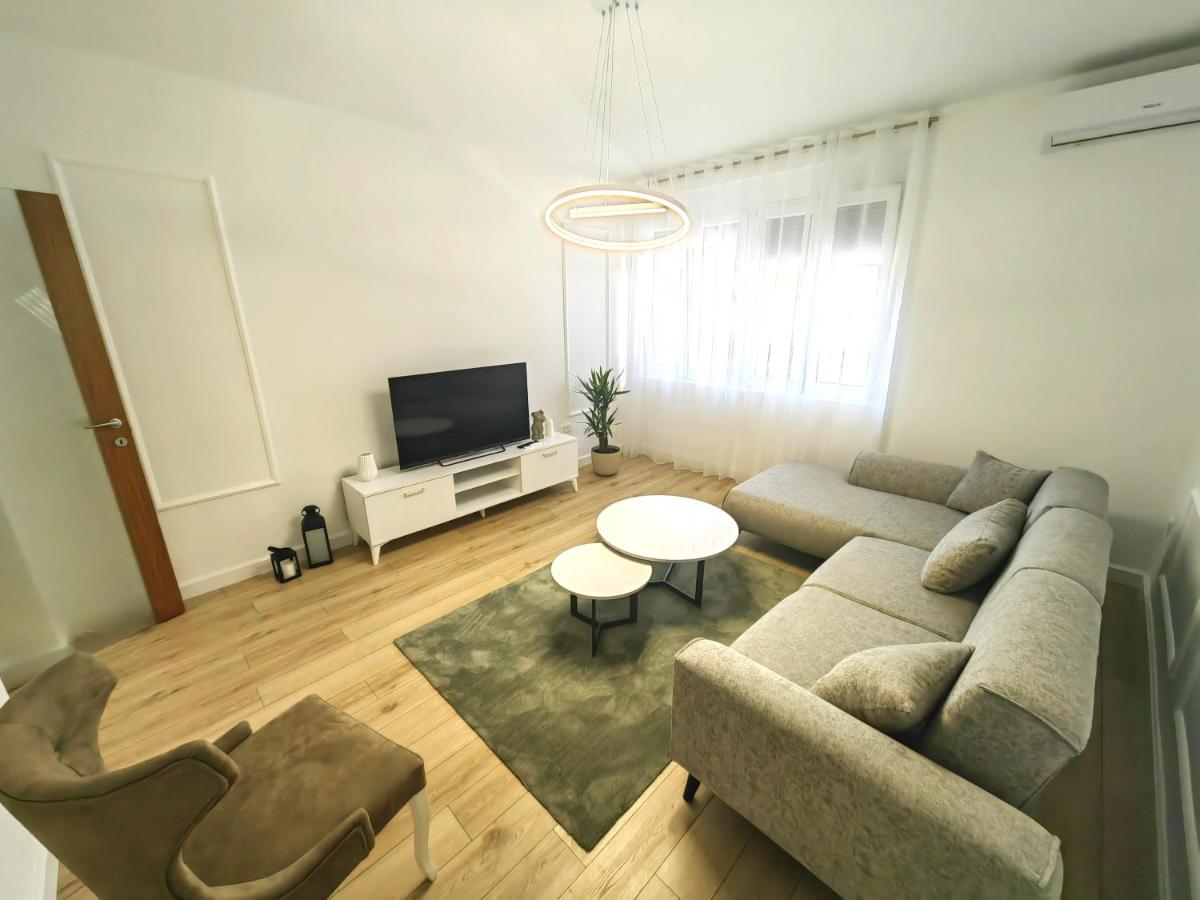 Appartamento con 2 Camere da Letto
