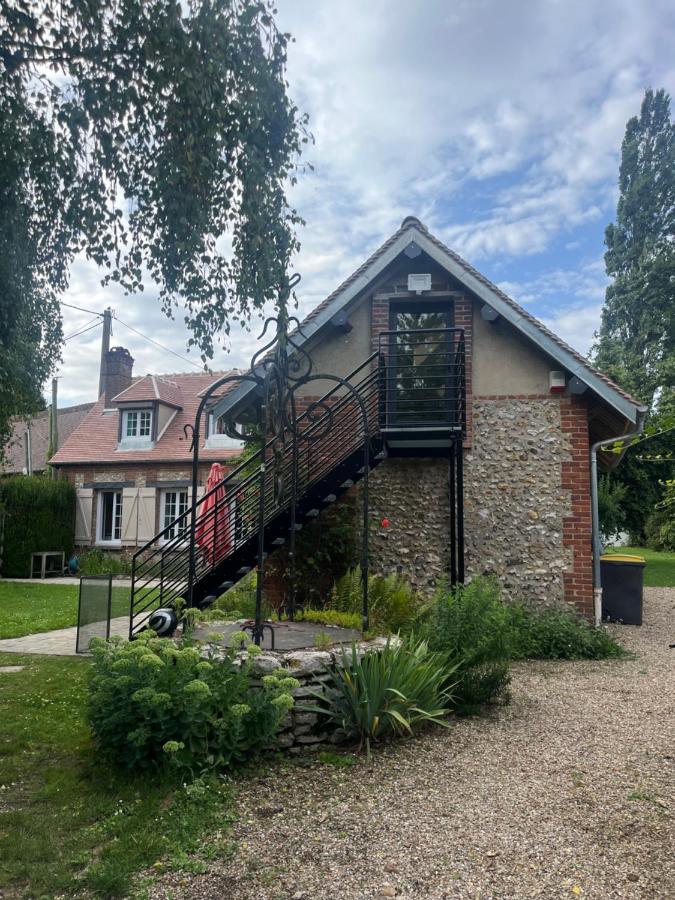 petit studio sous combles - B&B Bazincourt-sur-Epte
