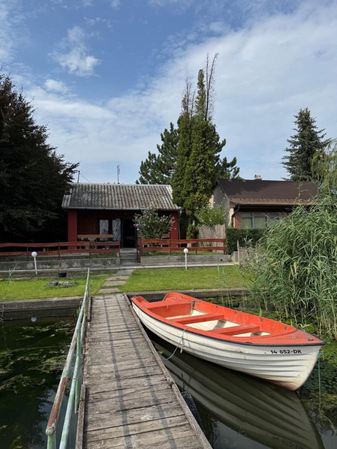 Szilvia apartman - Ferienwohnung Makád
