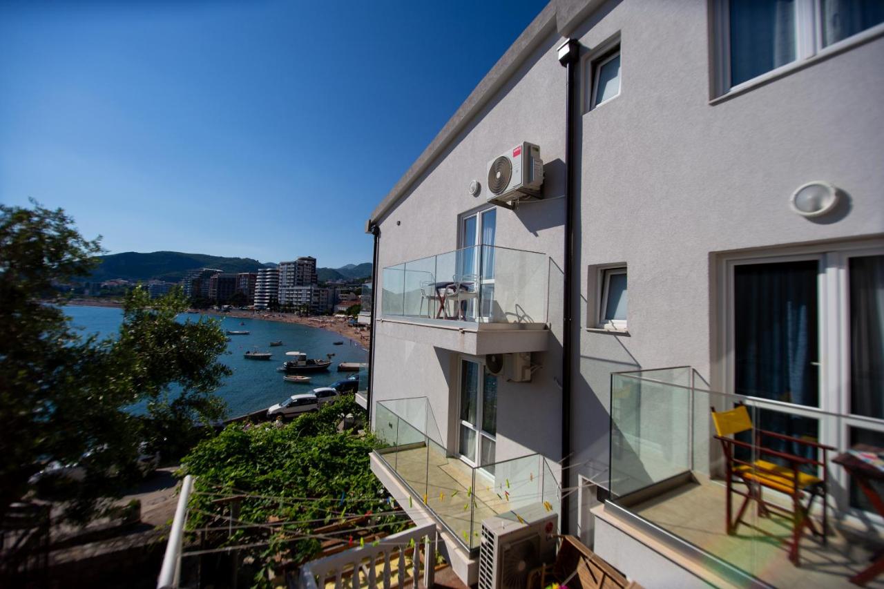 Studio with Sea View