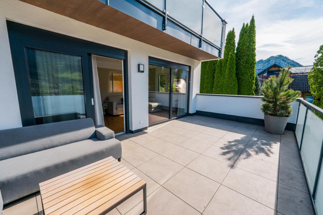 Drei Berge Blick - Moderne Ferienwohnung mit Panorama-Terrasse in Gröbming - Ferienwohnung Gröbming