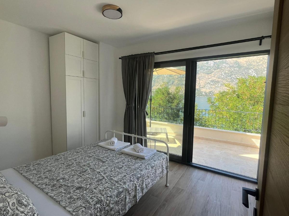 Apartamento de 1 dormitorio con vistas al mar
