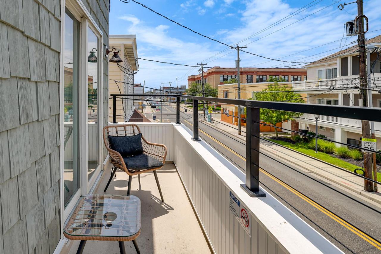 Walk to Beach and Explore Boardwalk Wildwood Escape - B&B