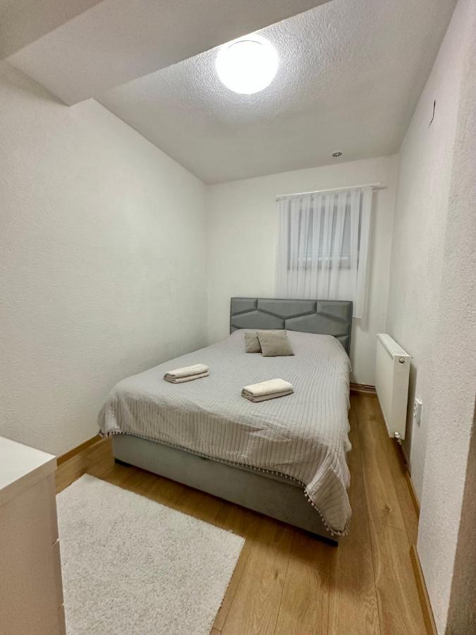 Apartmani Kostić Gračanica-Kosovo - B&B