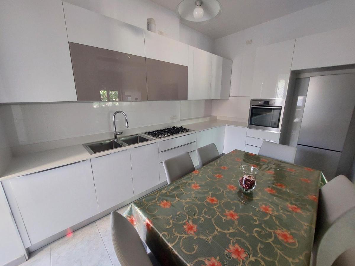 Sunflower Rose - B&B Matera