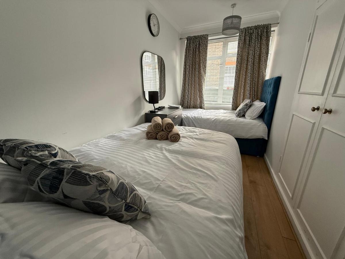 Self-catering Apartment near Buckingham Palace Victoria - Chambres d’hôtes Londres