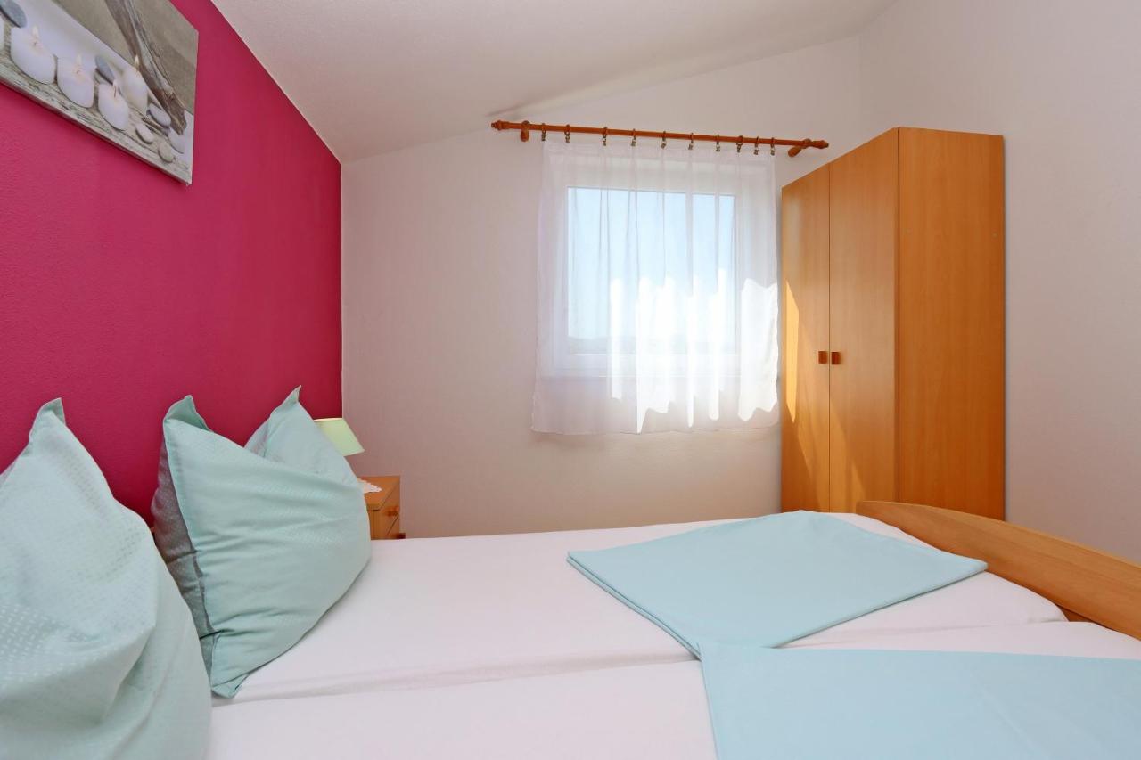 One-Bedroom Apartment with Balcony and Sea View