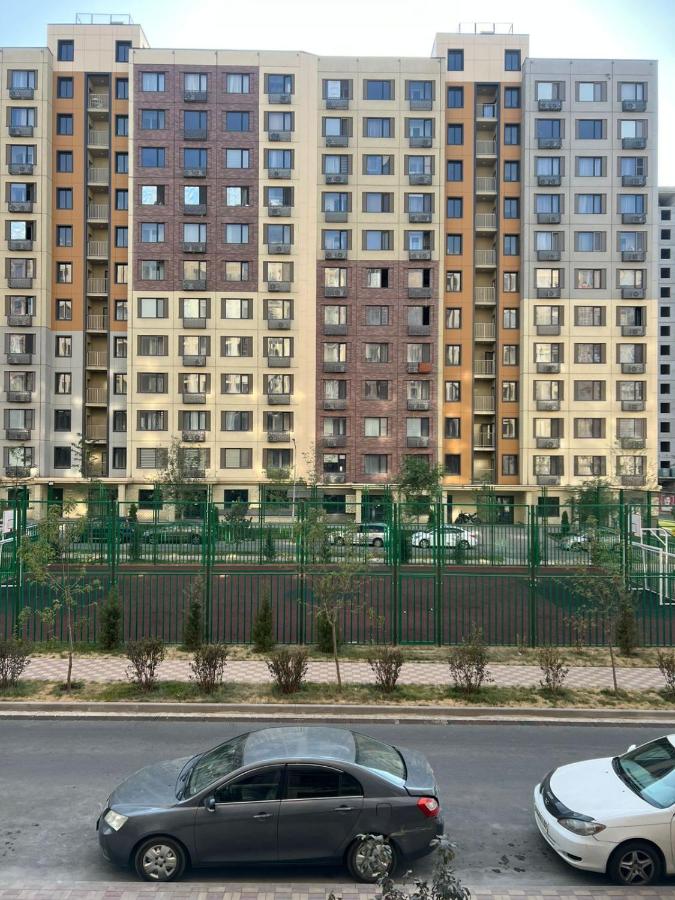 Стильная двухкомнатная квартира с видом на горы - B&B Almaty