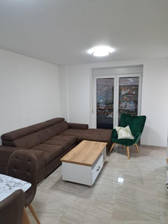 TARA apartman - B&B