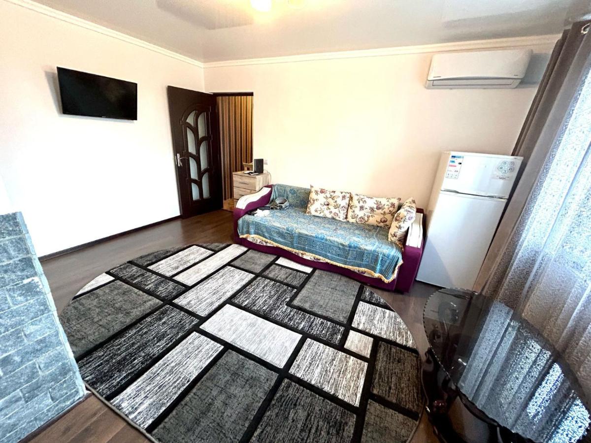Apartament 2 camere - B&B