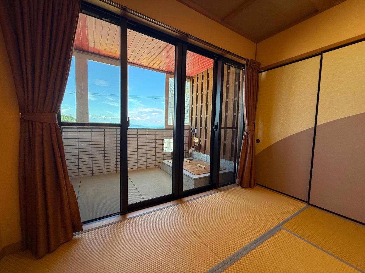 Quadruple Room with Sea View