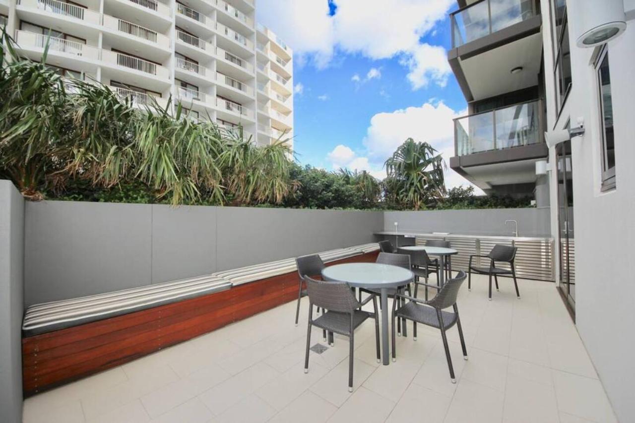 Ocean Views, Broadbeach #604 Beaches - B&B Gold Coast