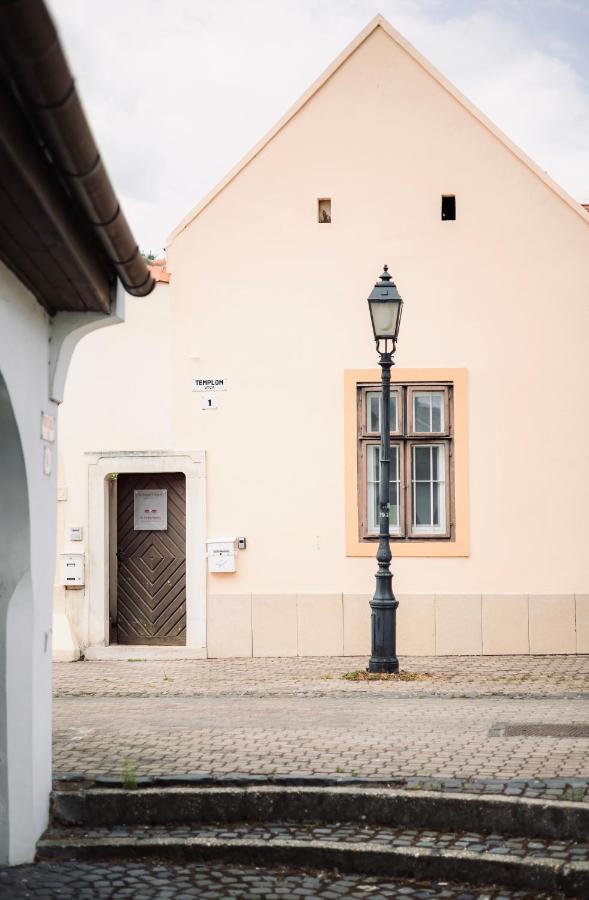 Safit-Mandala - Ferienwohnung Wieselburg-Ungarisch Altenburg
