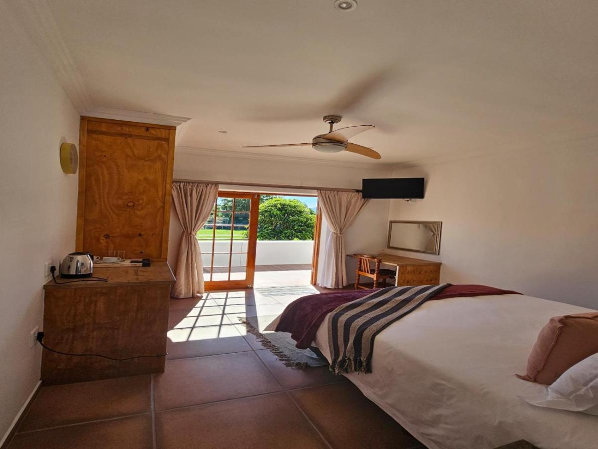 Comfort Queen Room