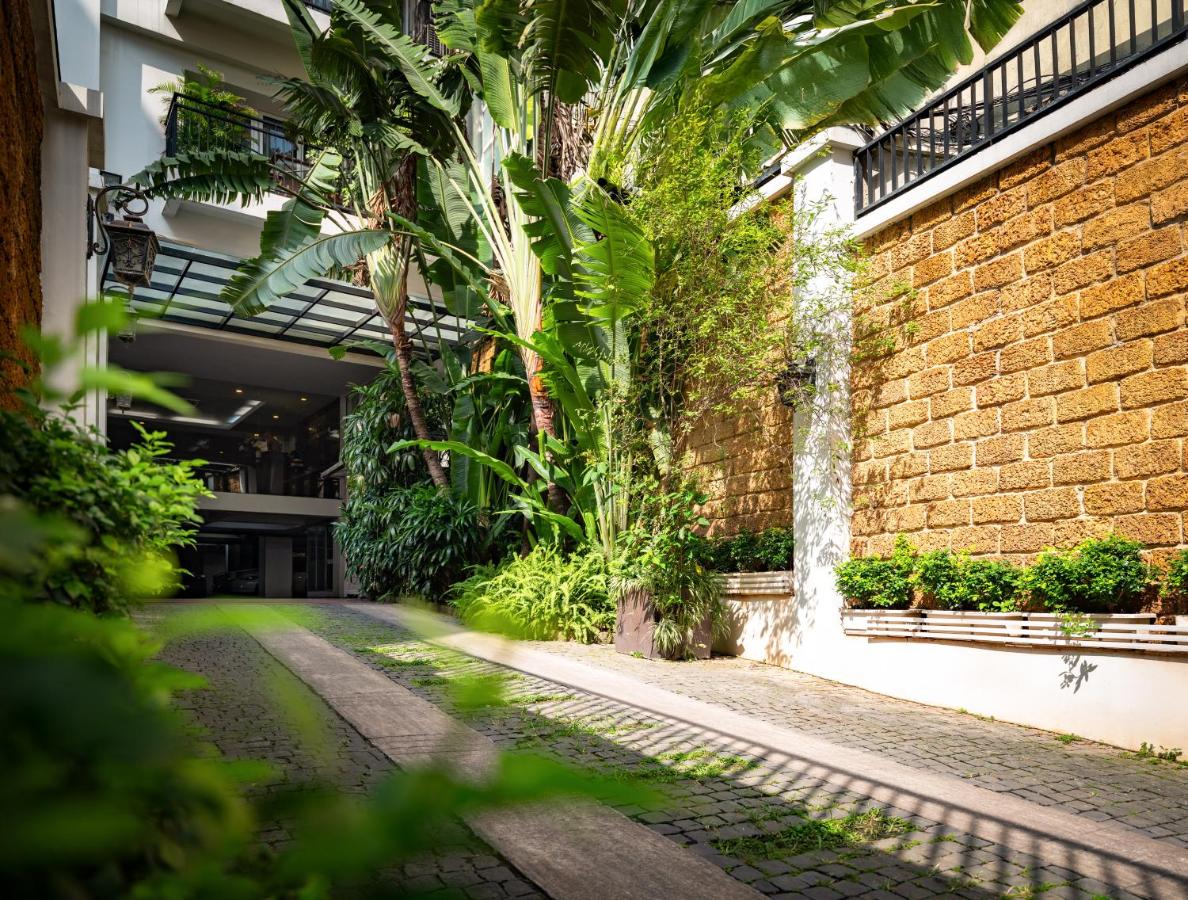 Elegant Suites Central - B&B Hanoi