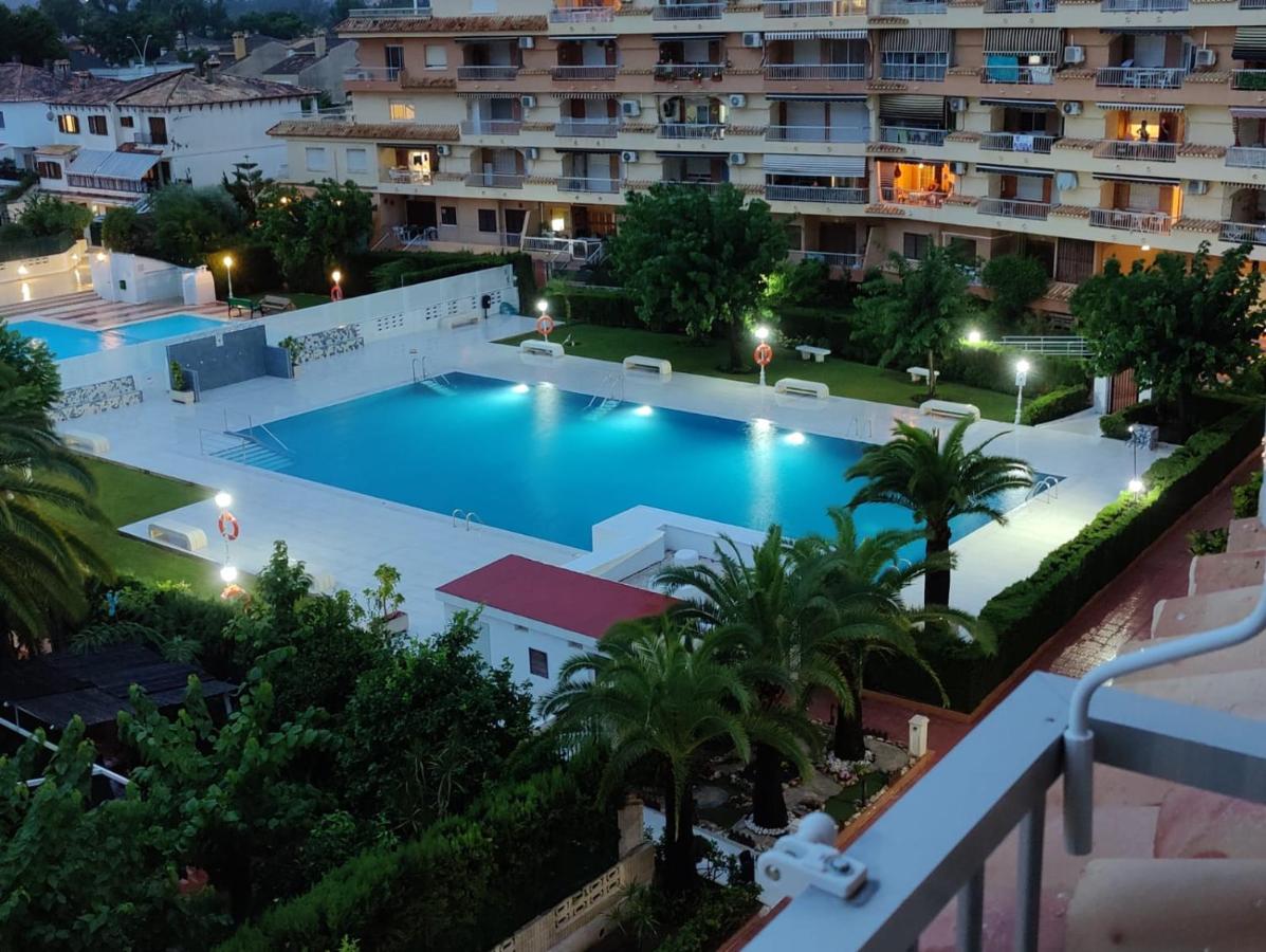 Playa Gandia, Iris, piscina AA y WiFi - Bed and Breakfast Platja de Gandía