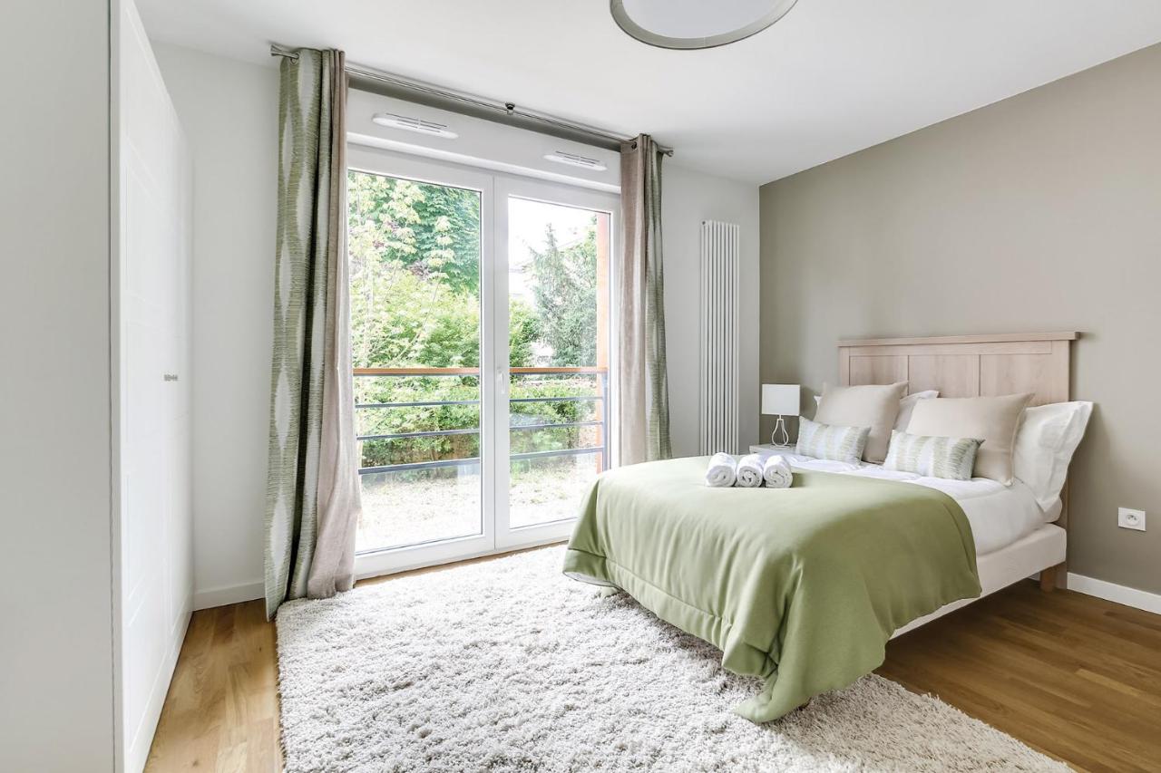 OVELIA Chatou - Le Carré Brimont - B&B