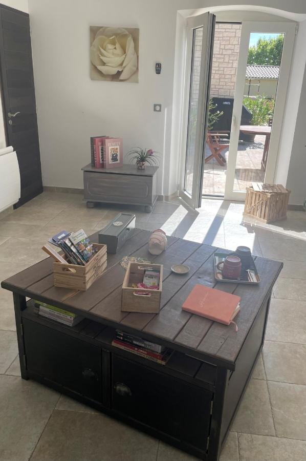 L'appart Thé - Charme discret au coeur des Alpilles - B&B Paradou