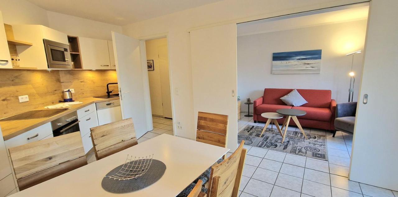 One-Bedroom Apartment with Balcony