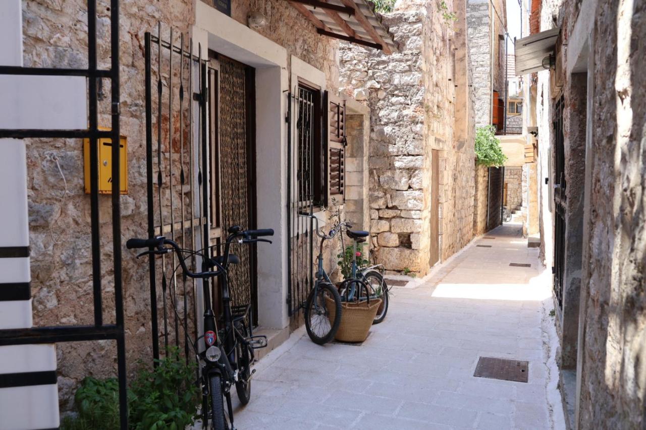 Jackie on Hvar - B&B