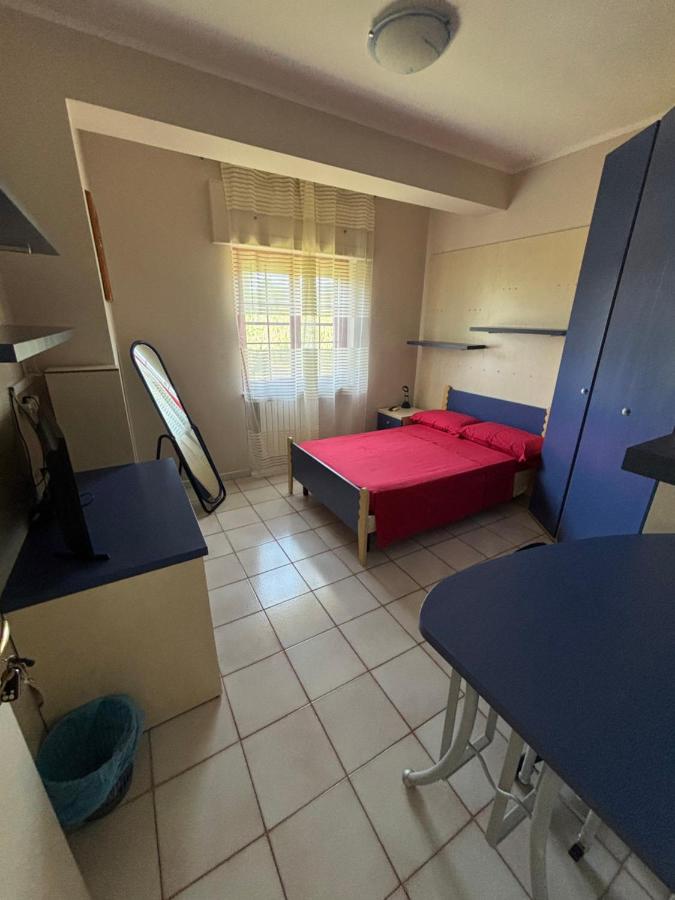 Single Room with Private External Bathroom