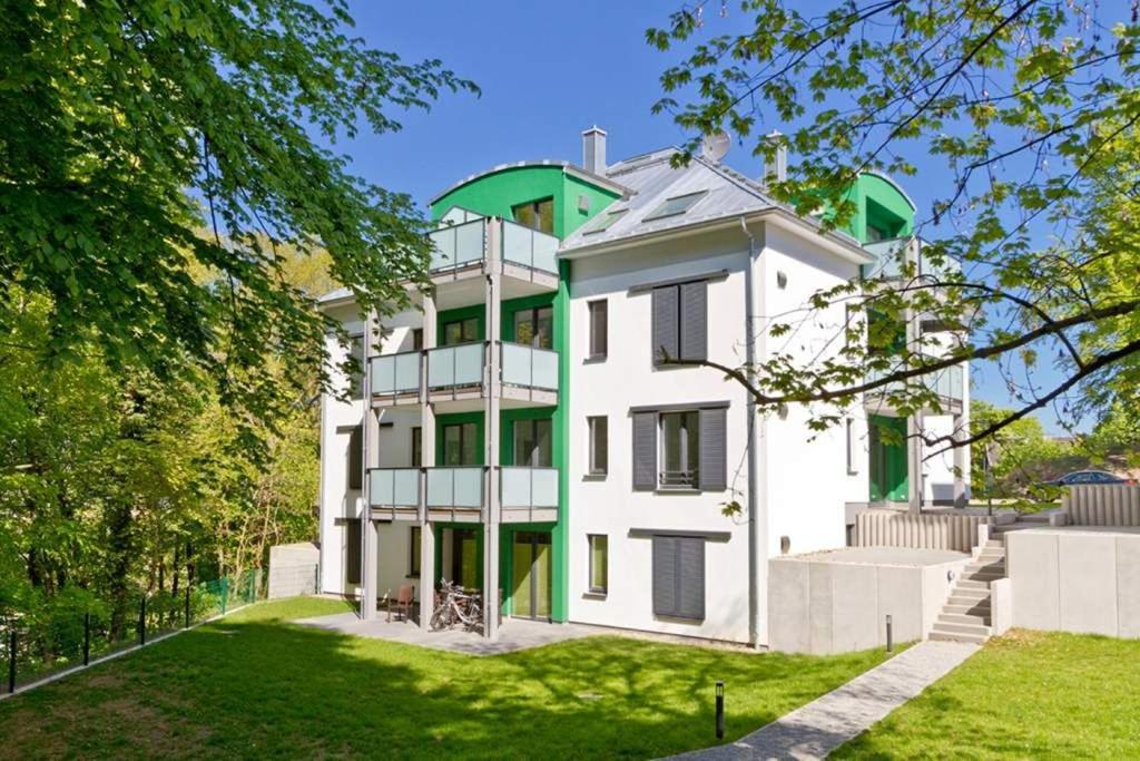 Apartment mit 2 Schlafzimmern und Terrasse