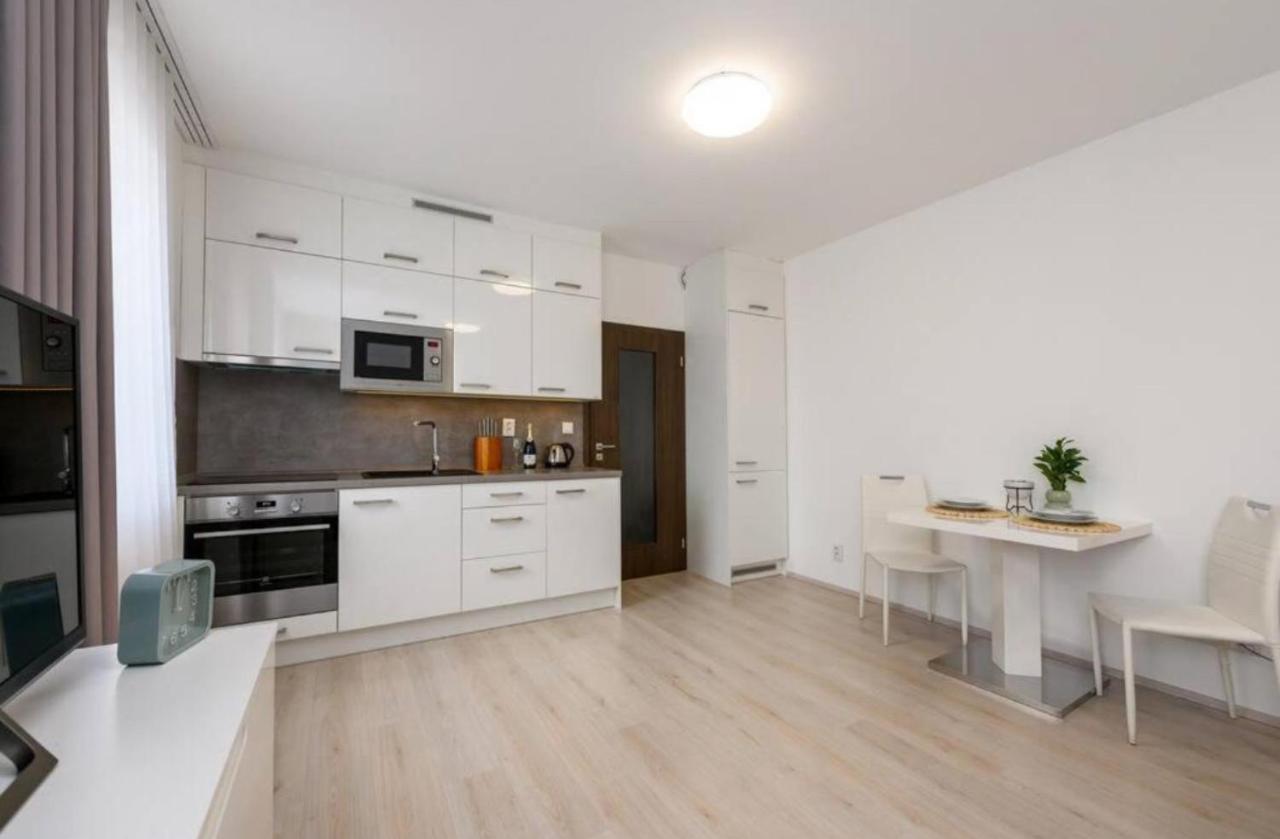 Urban nest Pilsen - B&B