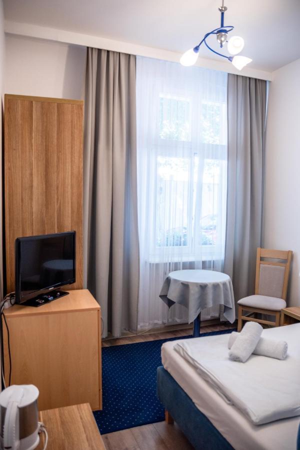 Chambre Simple avec Salle de Bains 