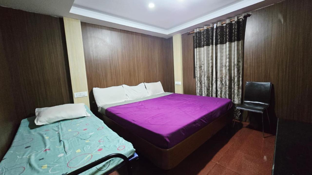 Deluxe Double Room with Extra Bed