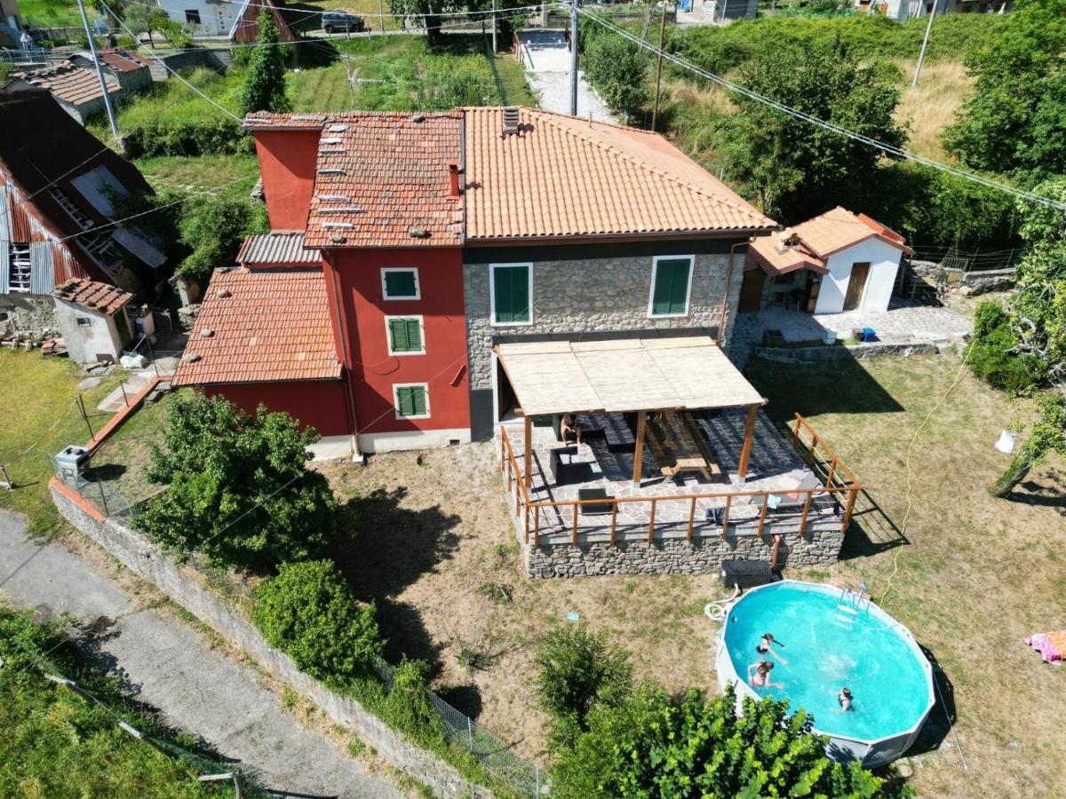 Villa with panoramic views at Minucciano ! - B&B