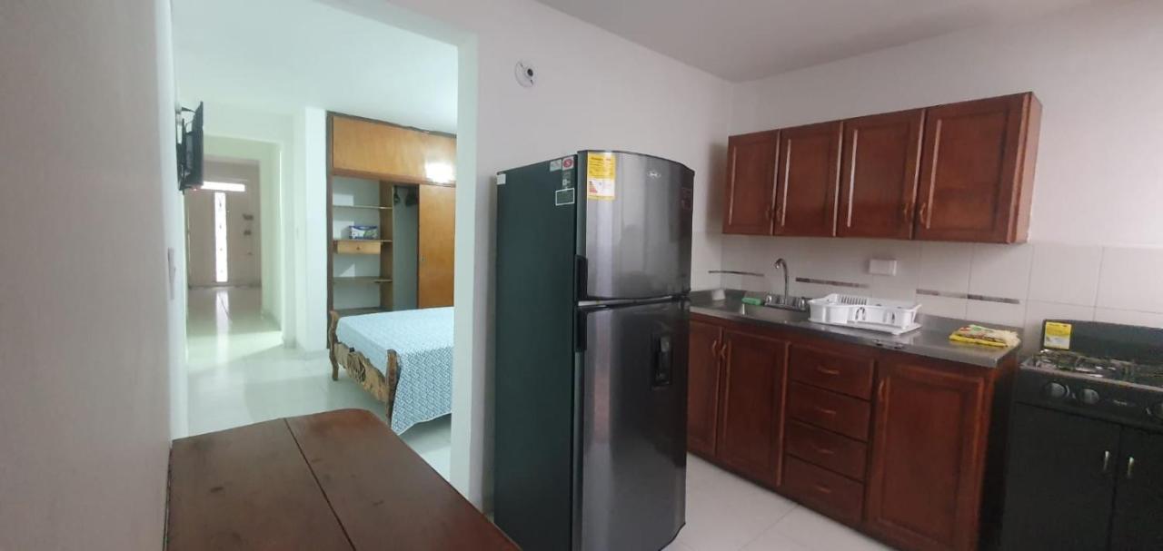 Céntico, tranquilo y cómodo - B&B Medellín