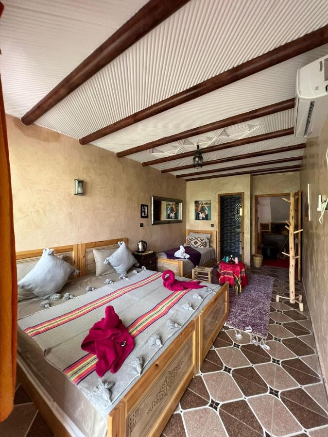 Camera Matrimoniale con Balcone (3 Adulti)
