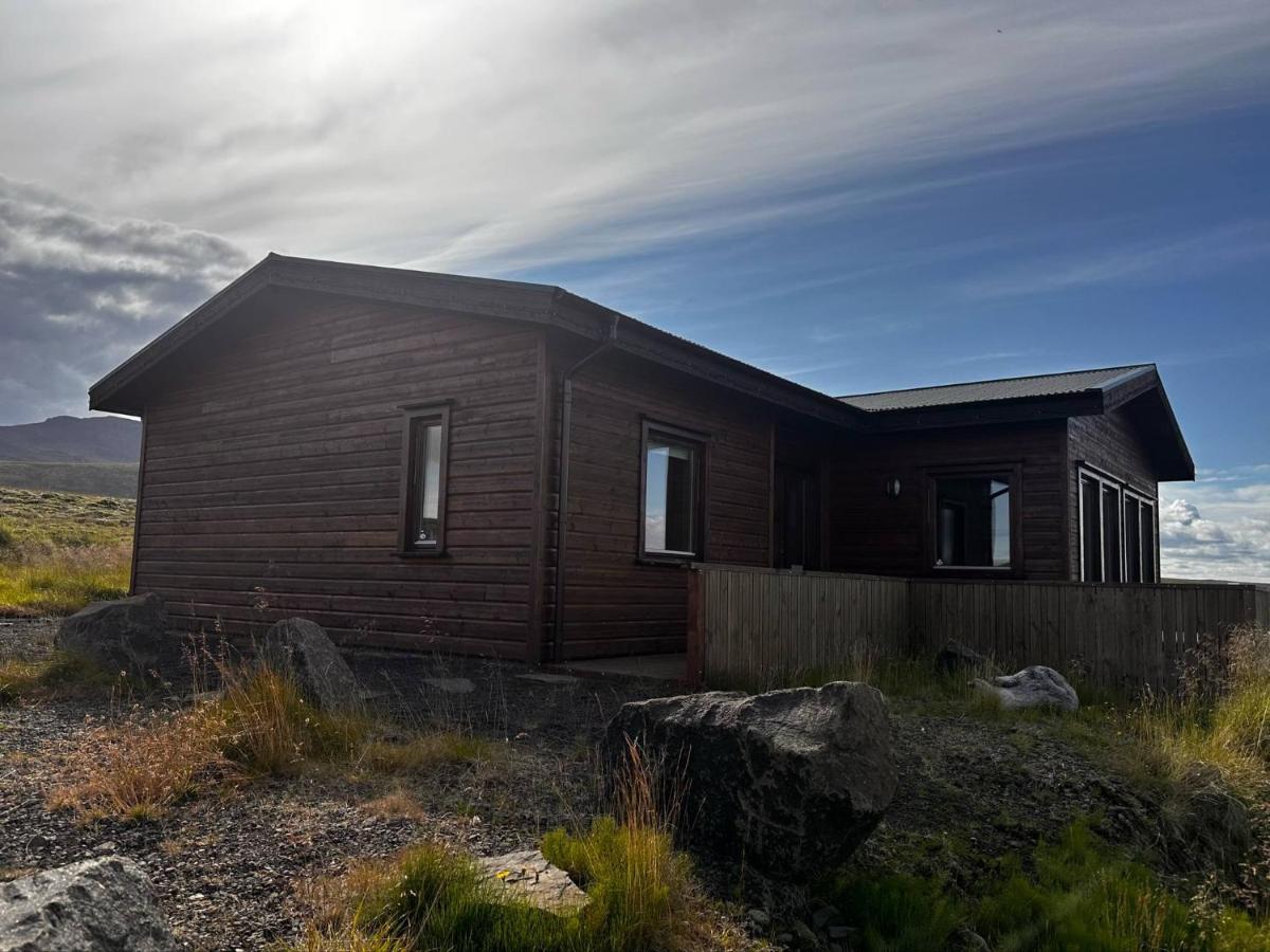 Lakeside Lodge at Sindrastaðir, Lækjamót - B&B