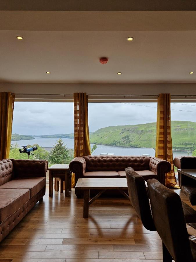Elegant and Luxurious Isle of Skye Cottage - Ferienwohnung Carbost
